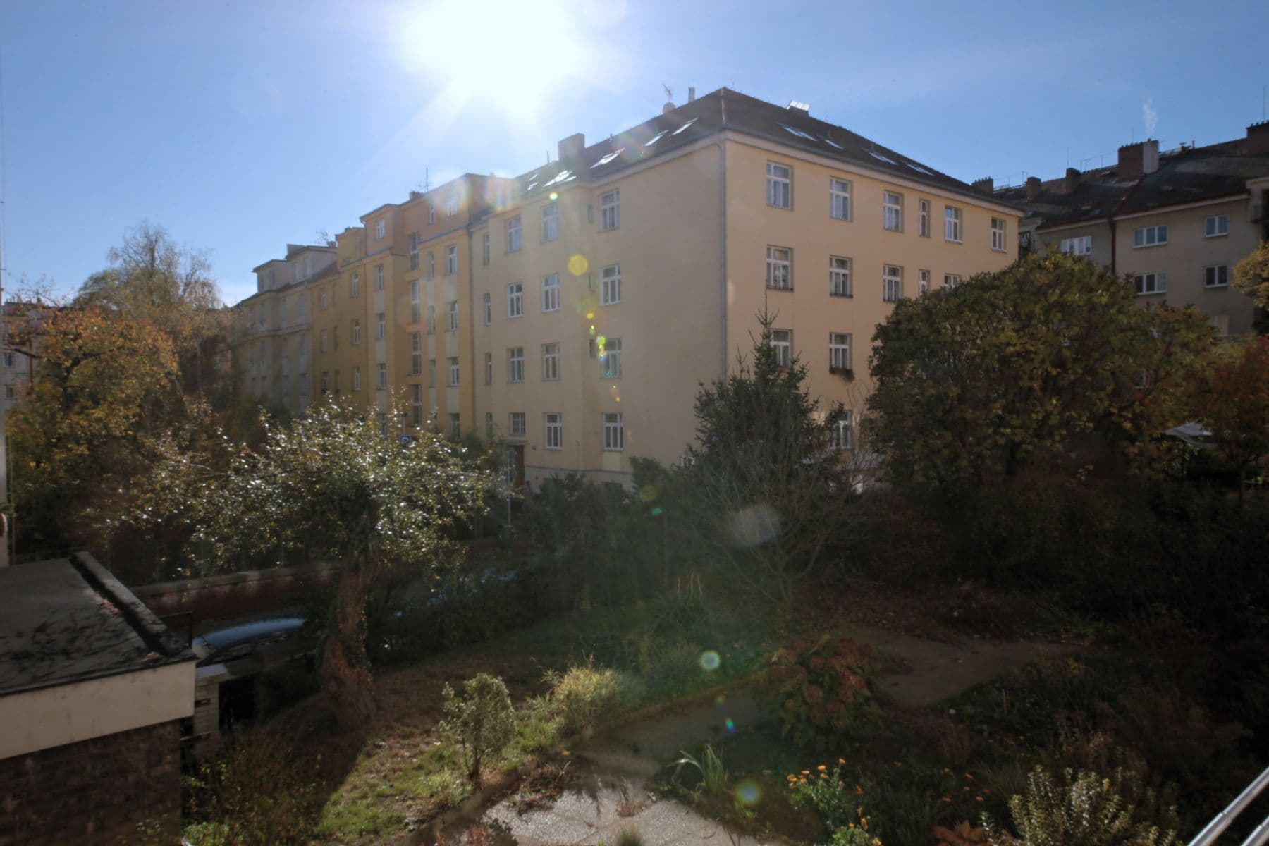 Pronájem bytu  56 m², U Družstva Život, Praha, Praha