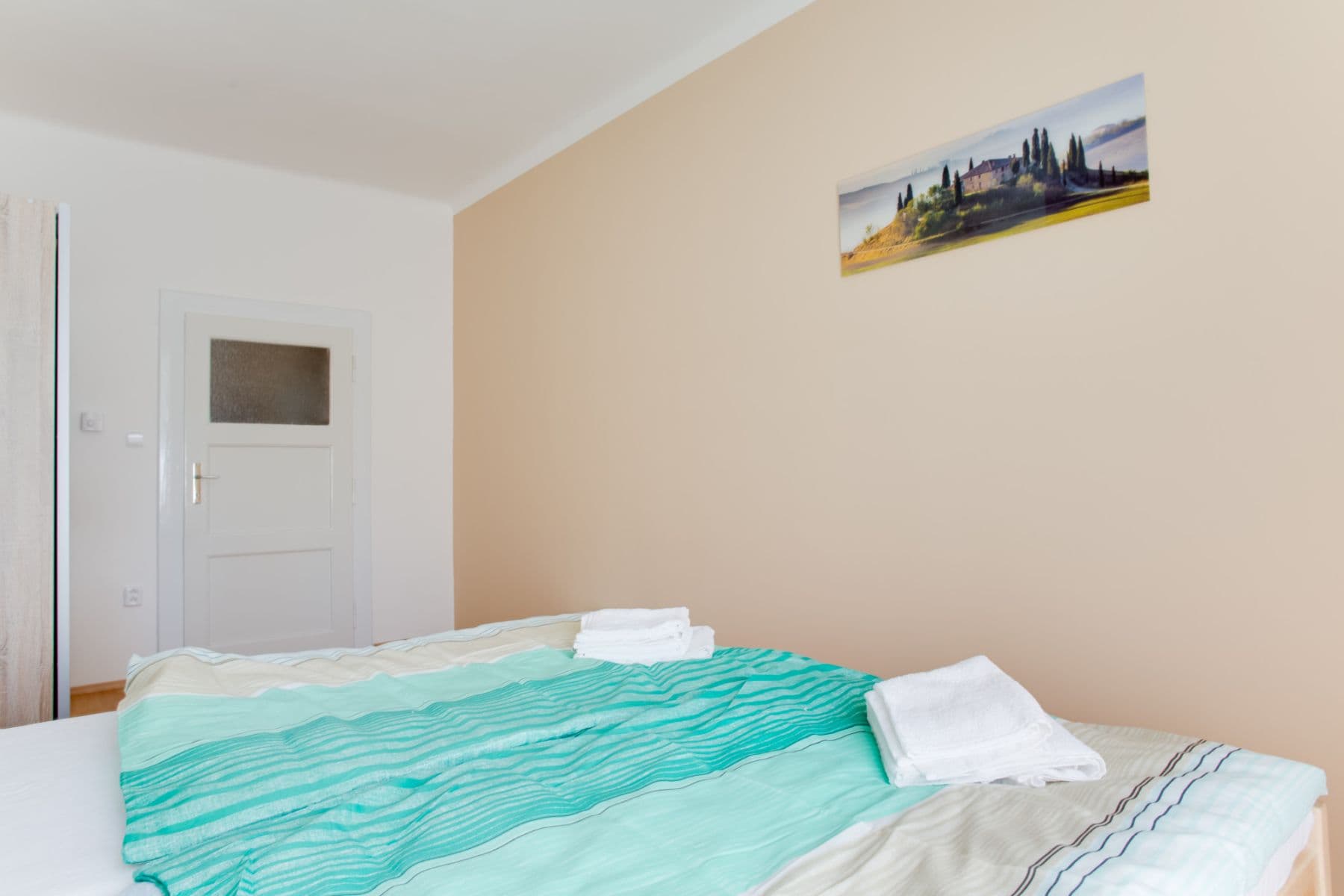 Pronájem bytu  56 m², U Družstva Život, Praha, Praha