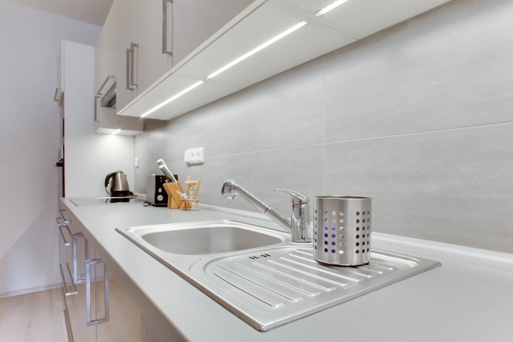 Pronájem bytu  56 m², U Družstva Život, Praha, Praha