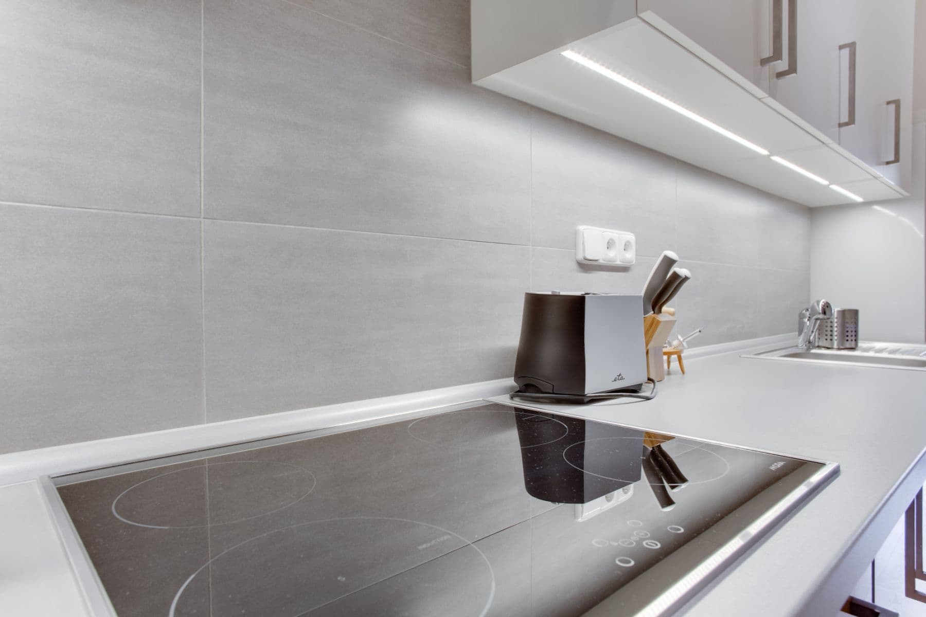 Pronájem bytu  56 m², U Družstva Život, Praha, Praha