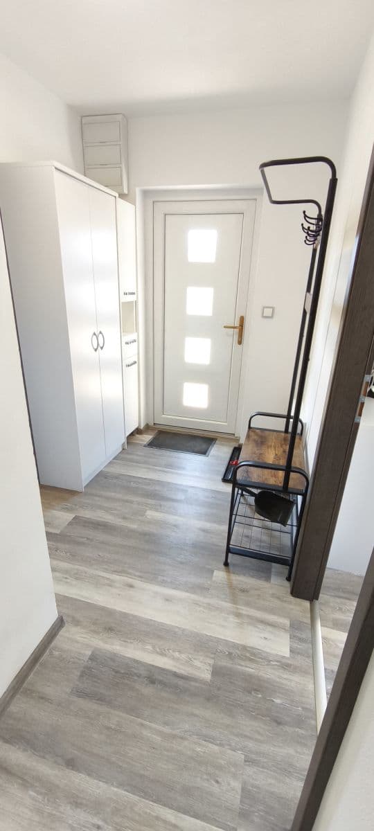 Pronájem bytu  36 m², Strážný, Jihočeský kraj