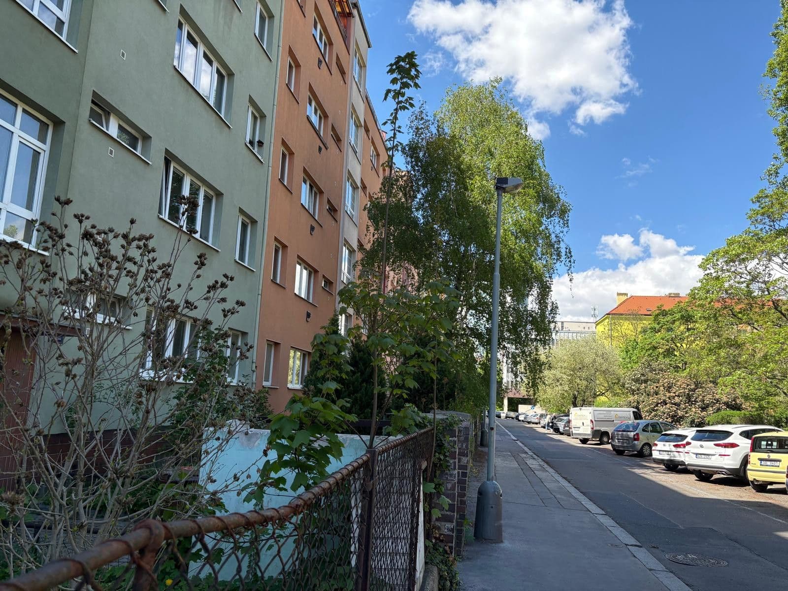 Pronájem bytu  40 m², Humpolecká, Praha, Praha