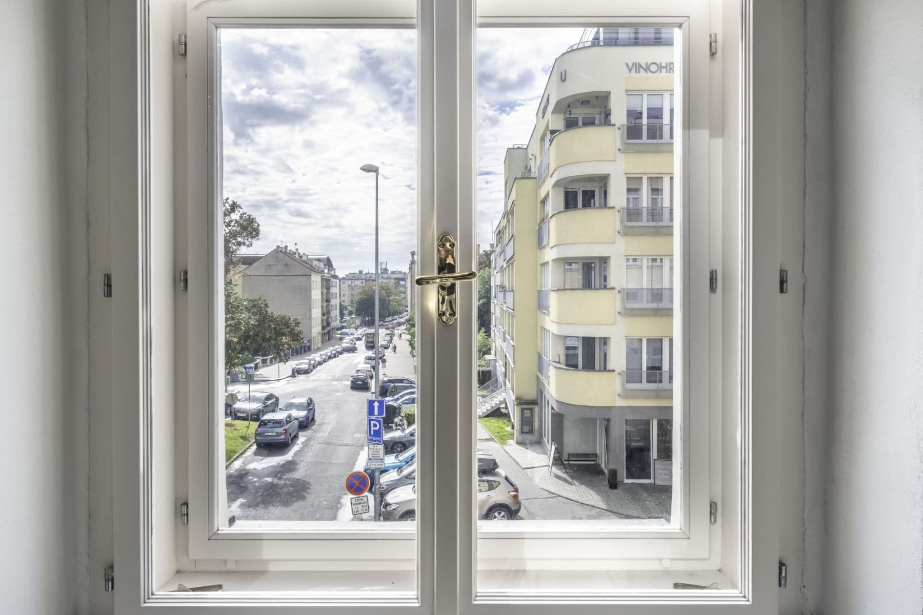 Pronájem bytu  66 m², Rostovská, Praha, Praha