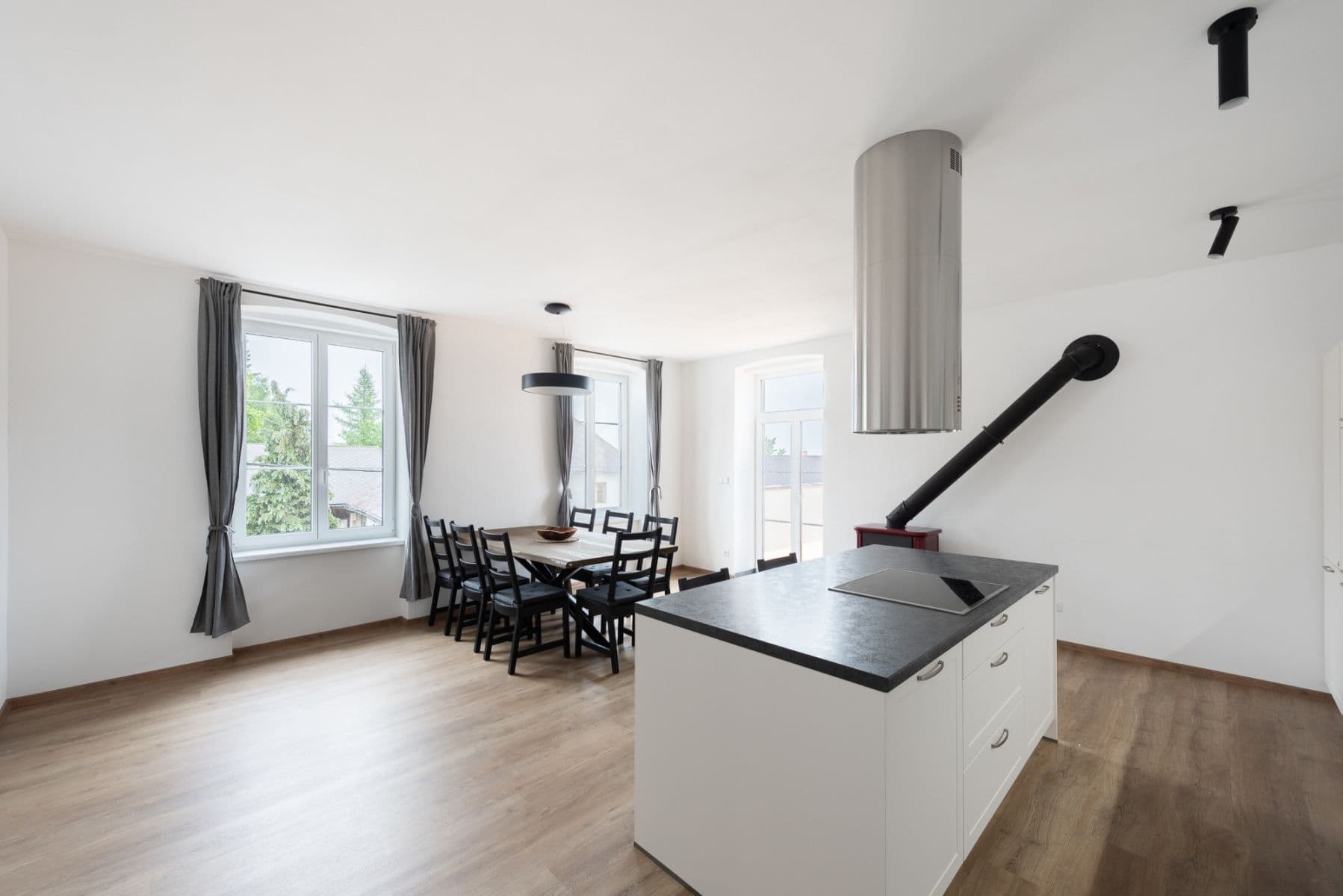 Pronájem bytu  110 m², Vacov, Vacov, Jihočeský kraj