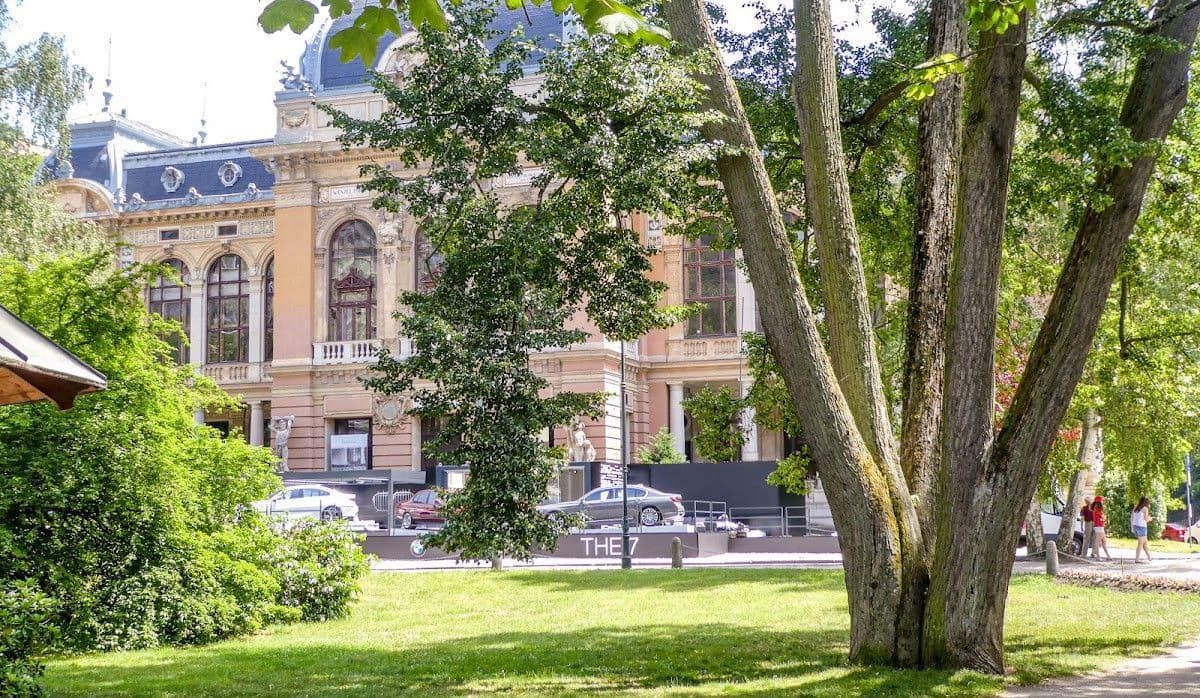 Pronájem bytu  108 m², Mariánskolázeňská, Karlovy Vary, Karlovarský kraj