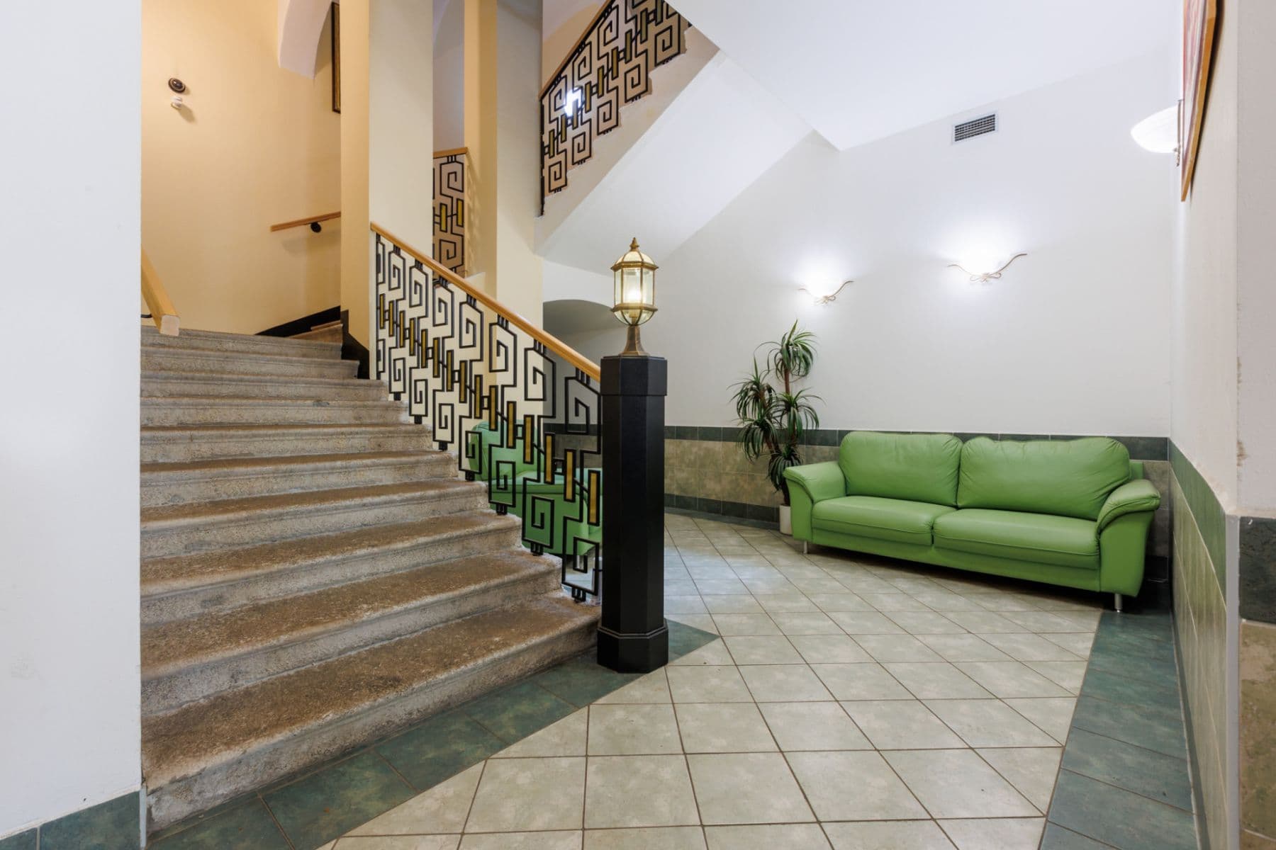 Pronájem bytu  108 m², Mariánskolázeňská, Karlovy Vary, Karlovarský kraj
