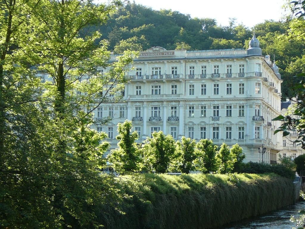 Pronájem bytu  108 m², Mariánskolázeňská, Karlovy Vary, Karlovarský kraj