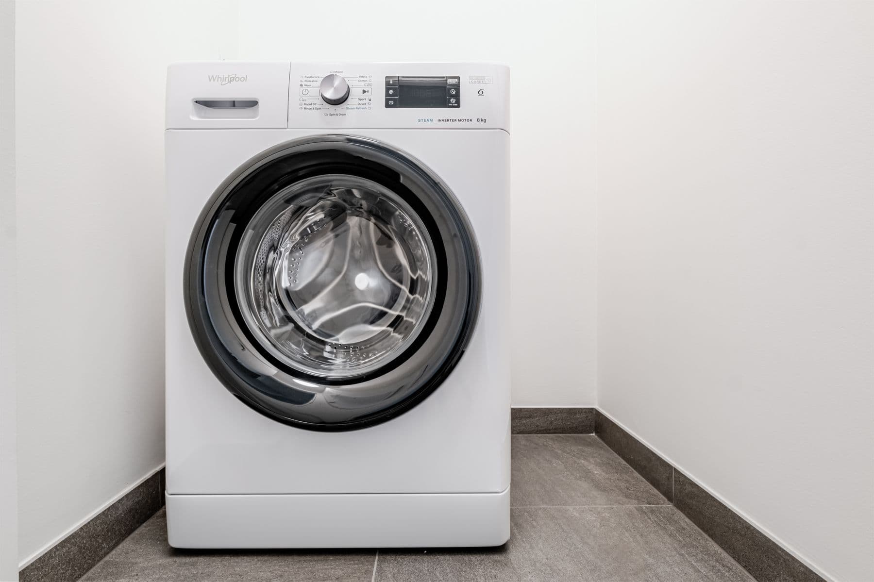 Pronájem bytu  55 m², V Třešňovce, Praha, Praha