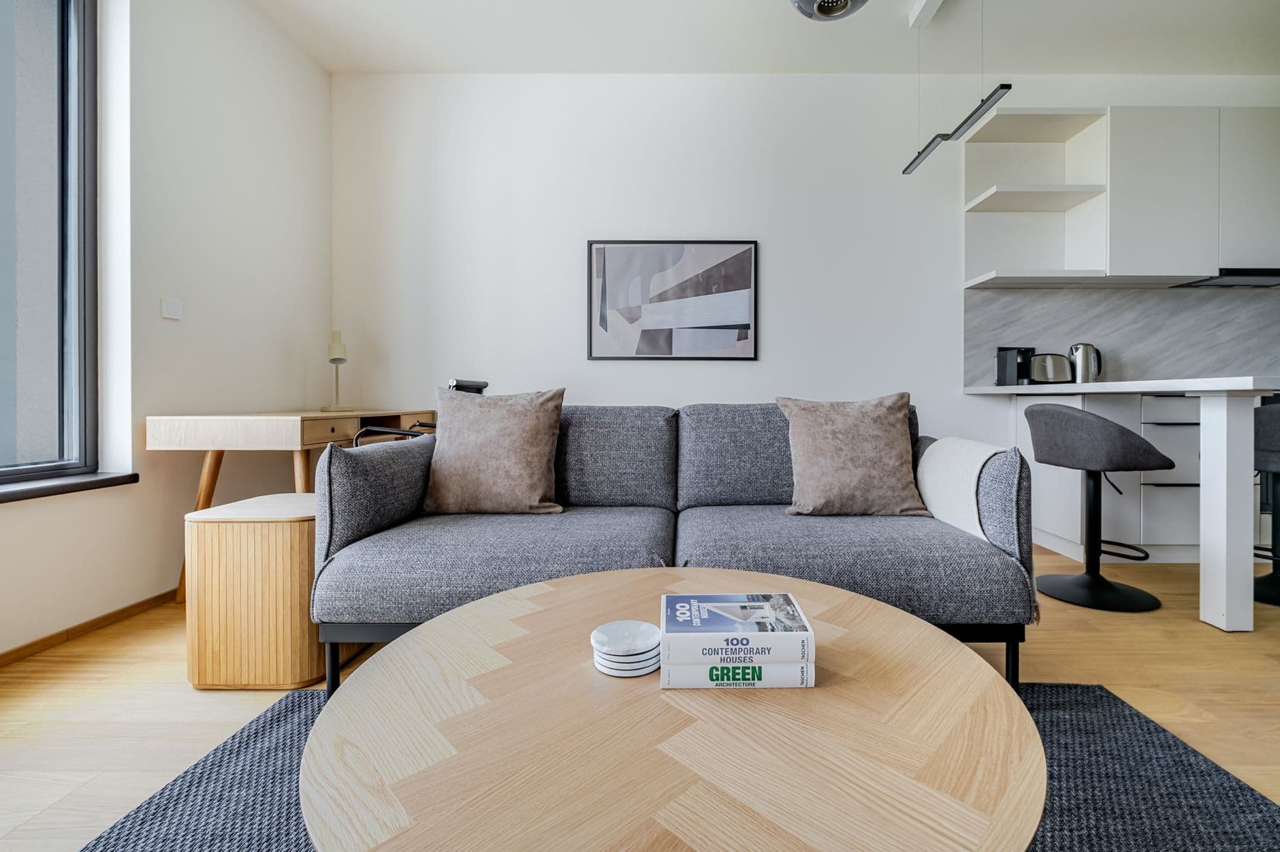 Pronájem bytu  55 m², V Třešňovce, Praha, Praha