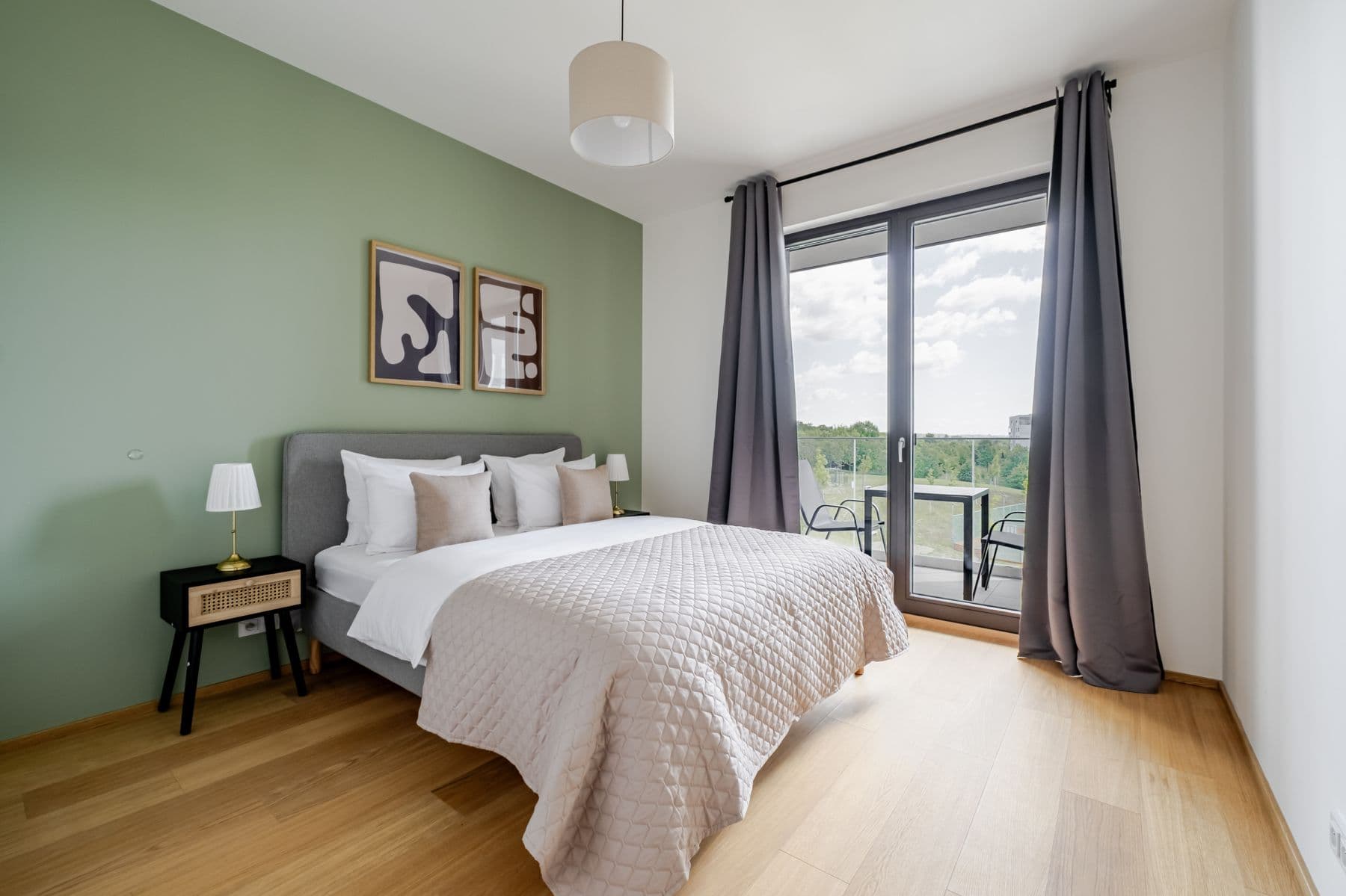 Pronájem bytu  55 m², V Třešňovce, Praha, Praha