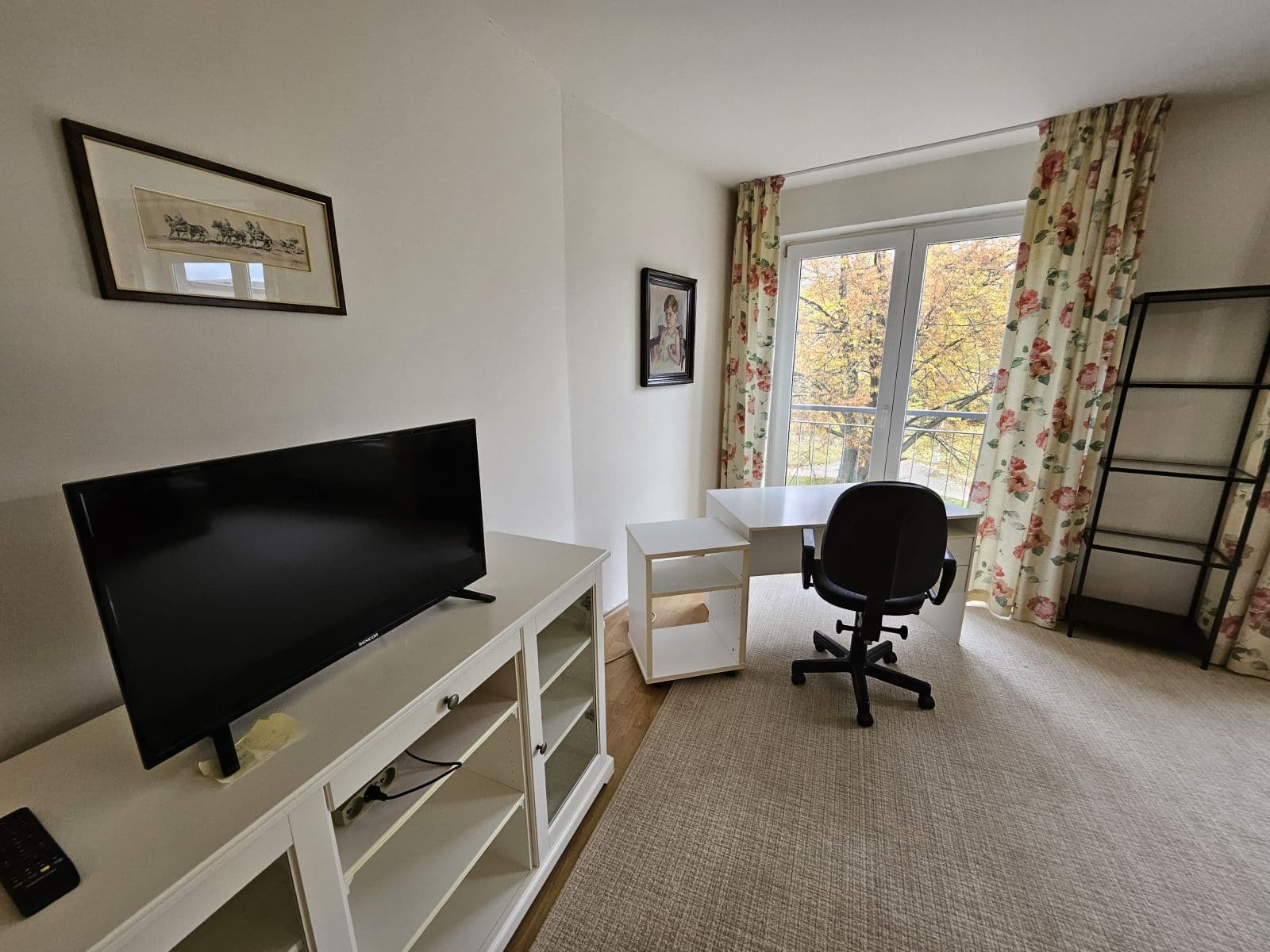 Pronájem bytu  54 m², Na Pokraji, Praha, Praha