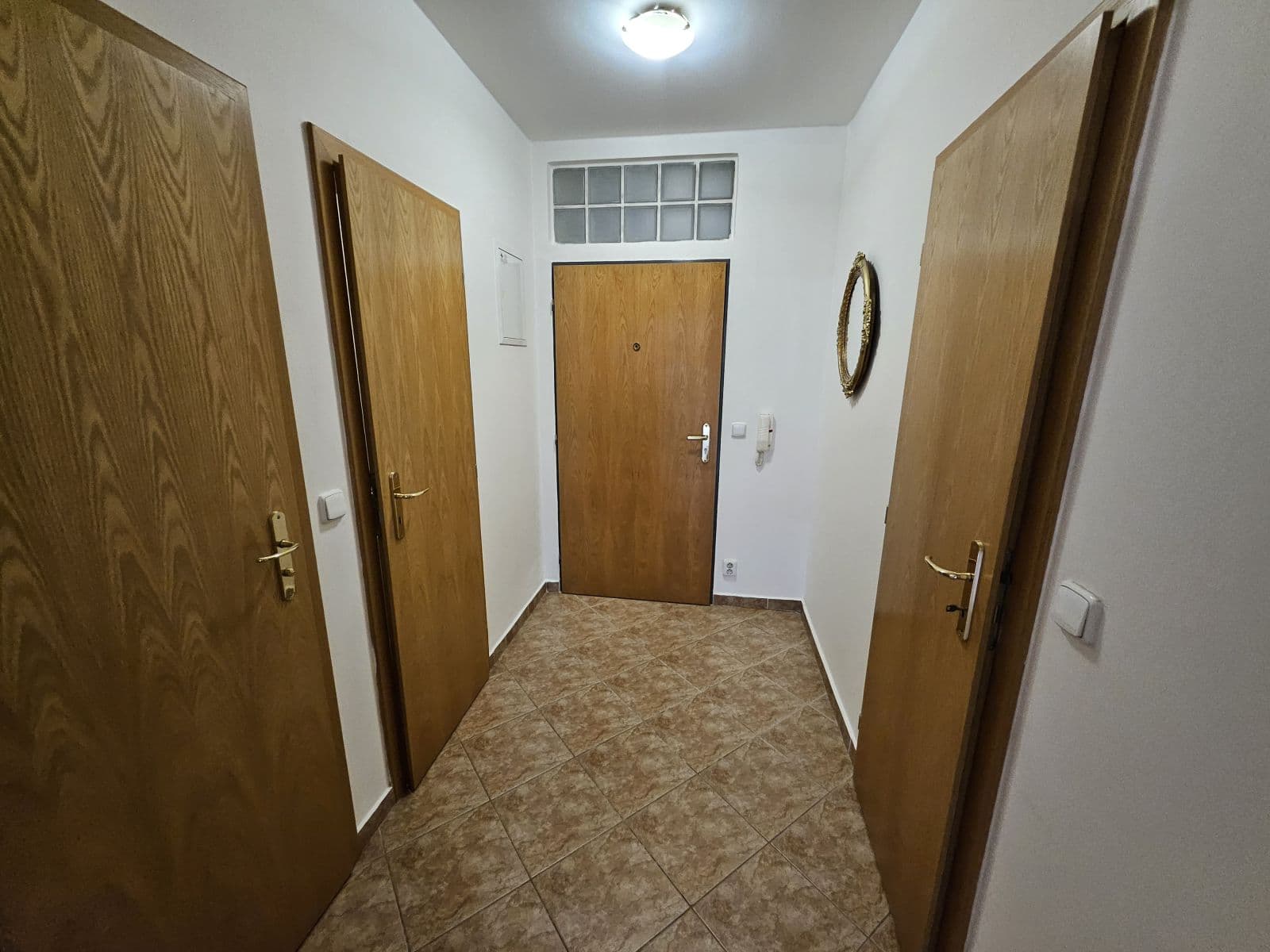 Pronájem bytu  54 m², Na Pokraji, Praha, Praha