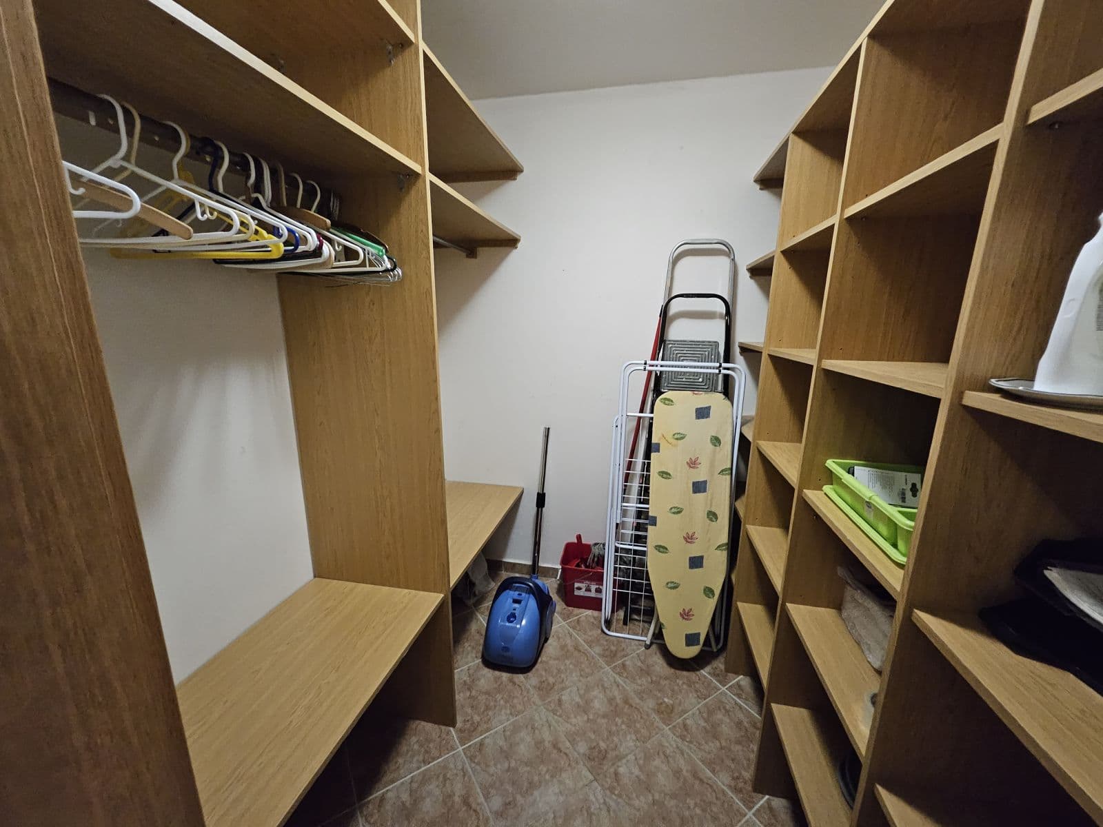 Pronájem bytu  54 m², Na Pokraji, Praha, Praha