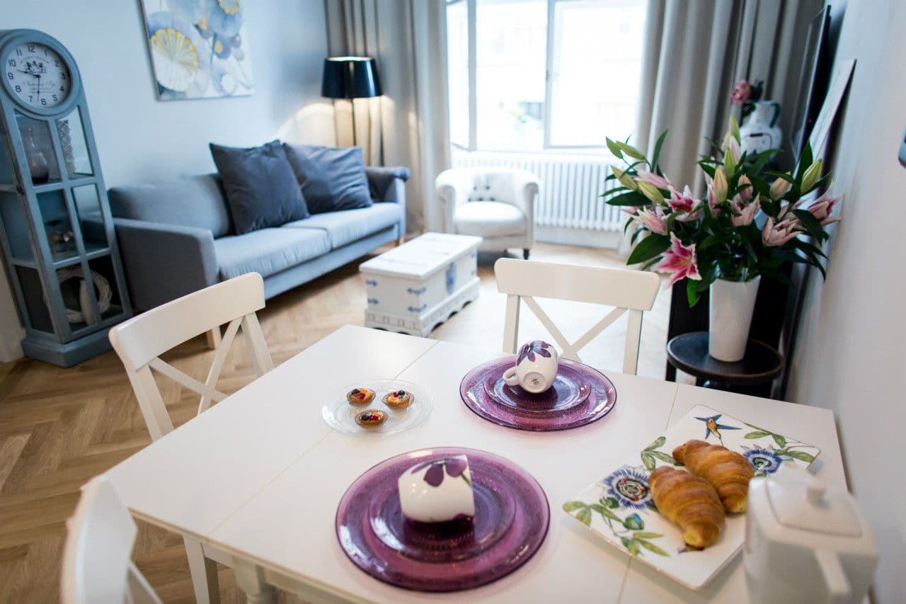 Pronájem bytu  80 m², Na Hutích, Praha, Praha