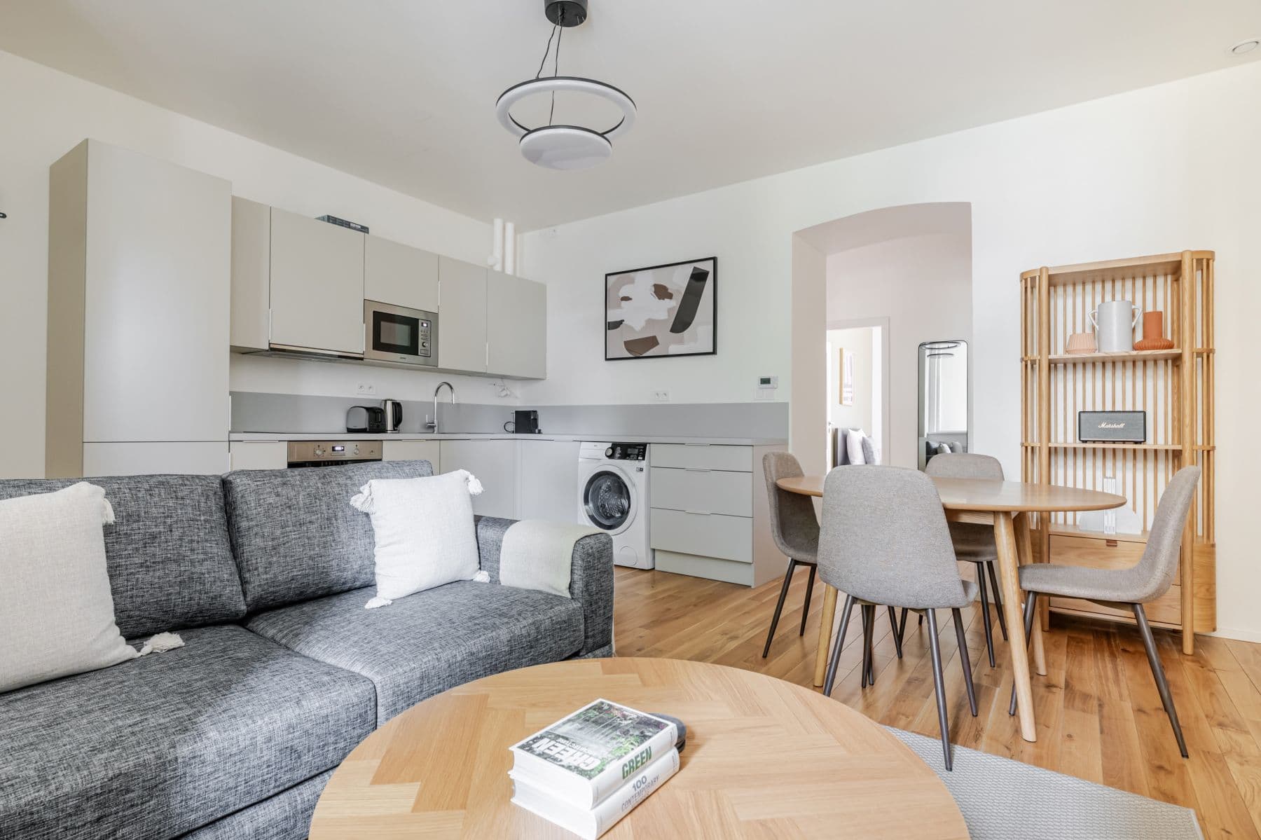 Pronájem bytu  62 m², Plzeňská, Praha, Praha