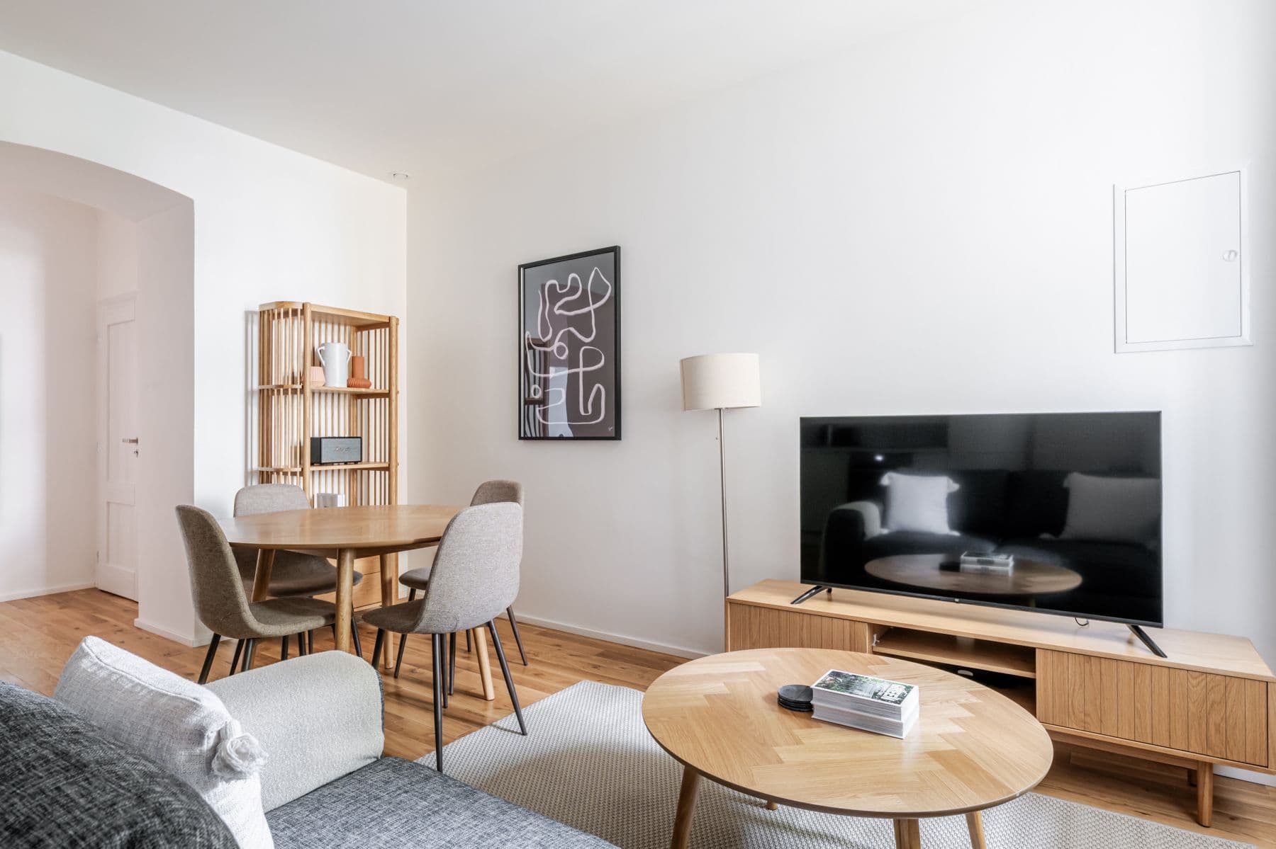 Pronájem bytu  62 m², Plzeňská, Praha, Praha