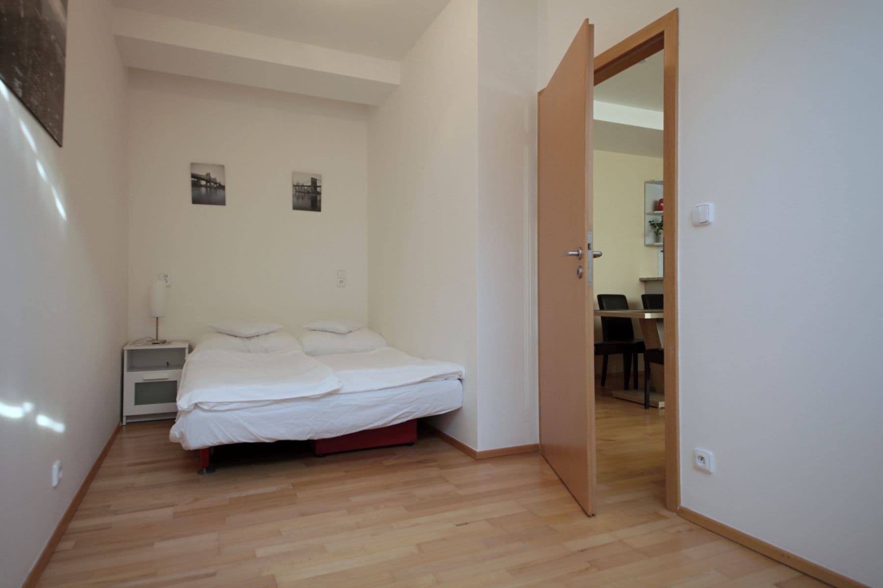 Pronájem bytu  63 m², U školičky, Praha, Praha