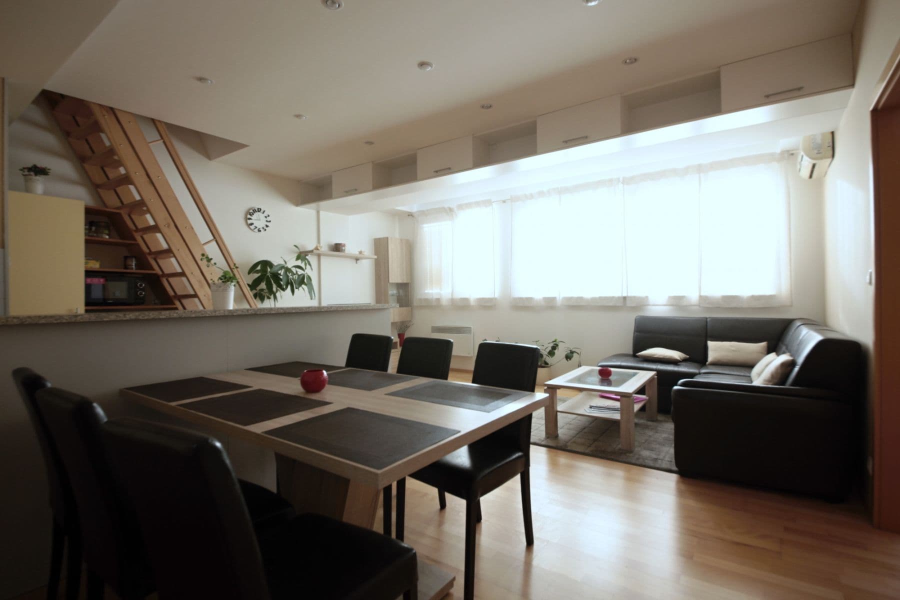 Pronájem bytu  63 m², U školičky, Praha, Praha
