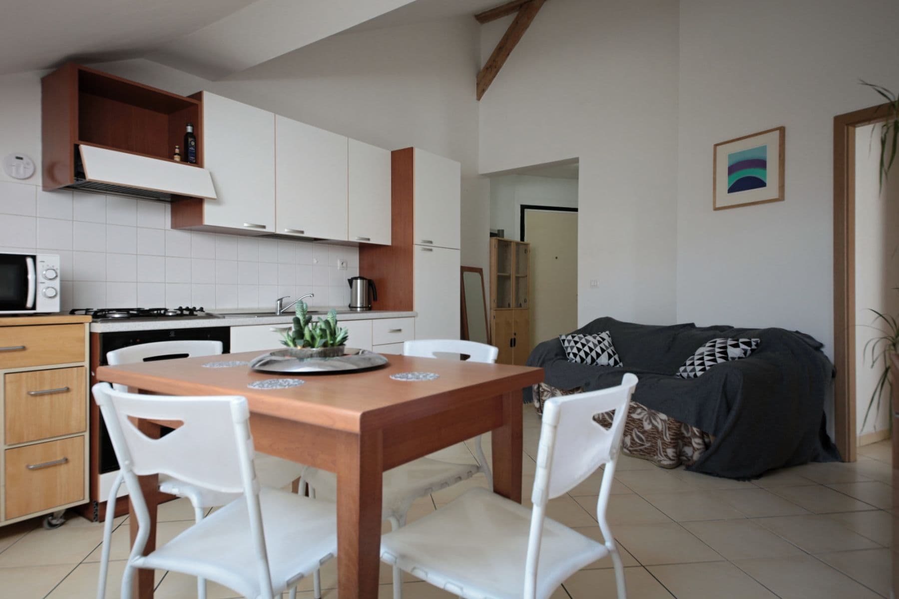 Pronájem bytu  56 m², Na Poříčním právu, Praha, Praha