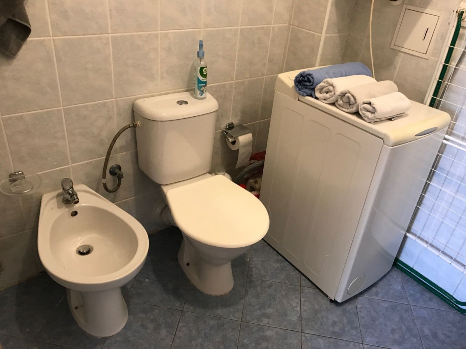 Pronájem bytu  56 m², Na Poříčním právu, Praha, Praha