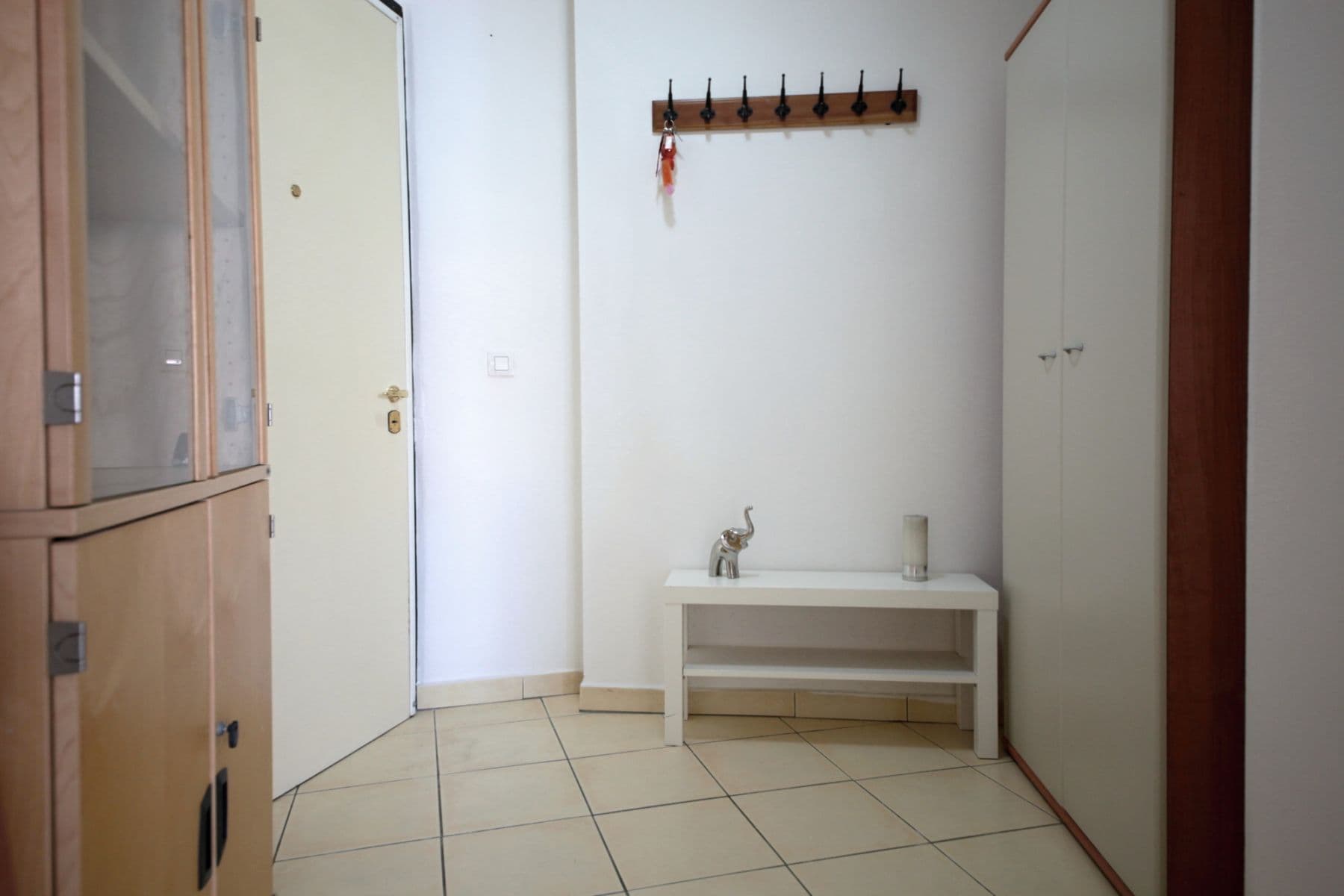 Pronájem bytu  56 m², Na Poříčním právu, Praha, Praha