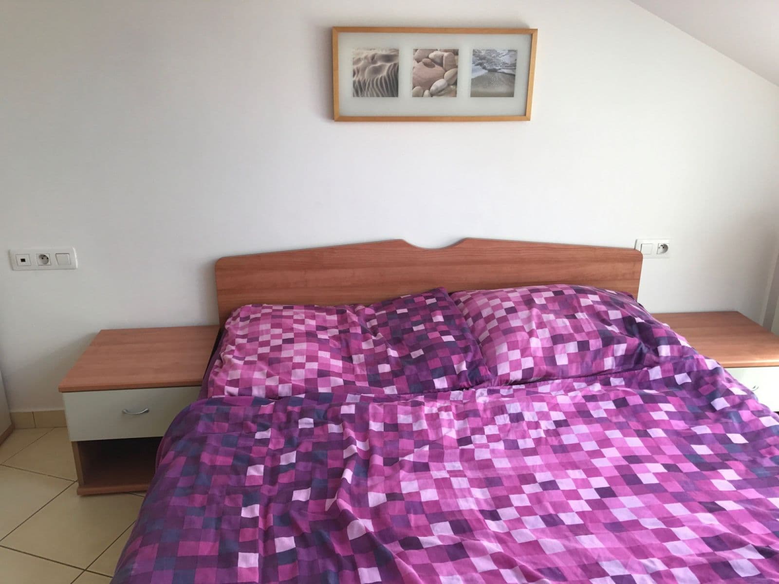 Pronájem bytu  56 m², Na Poříčním právu, Praha, Praha