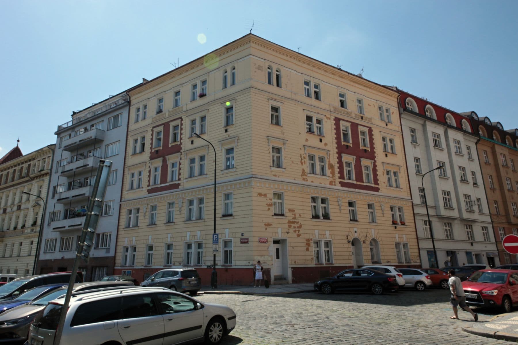 Pronájem bytu  56 m², Na Poříčním právu, Praha, Praha
