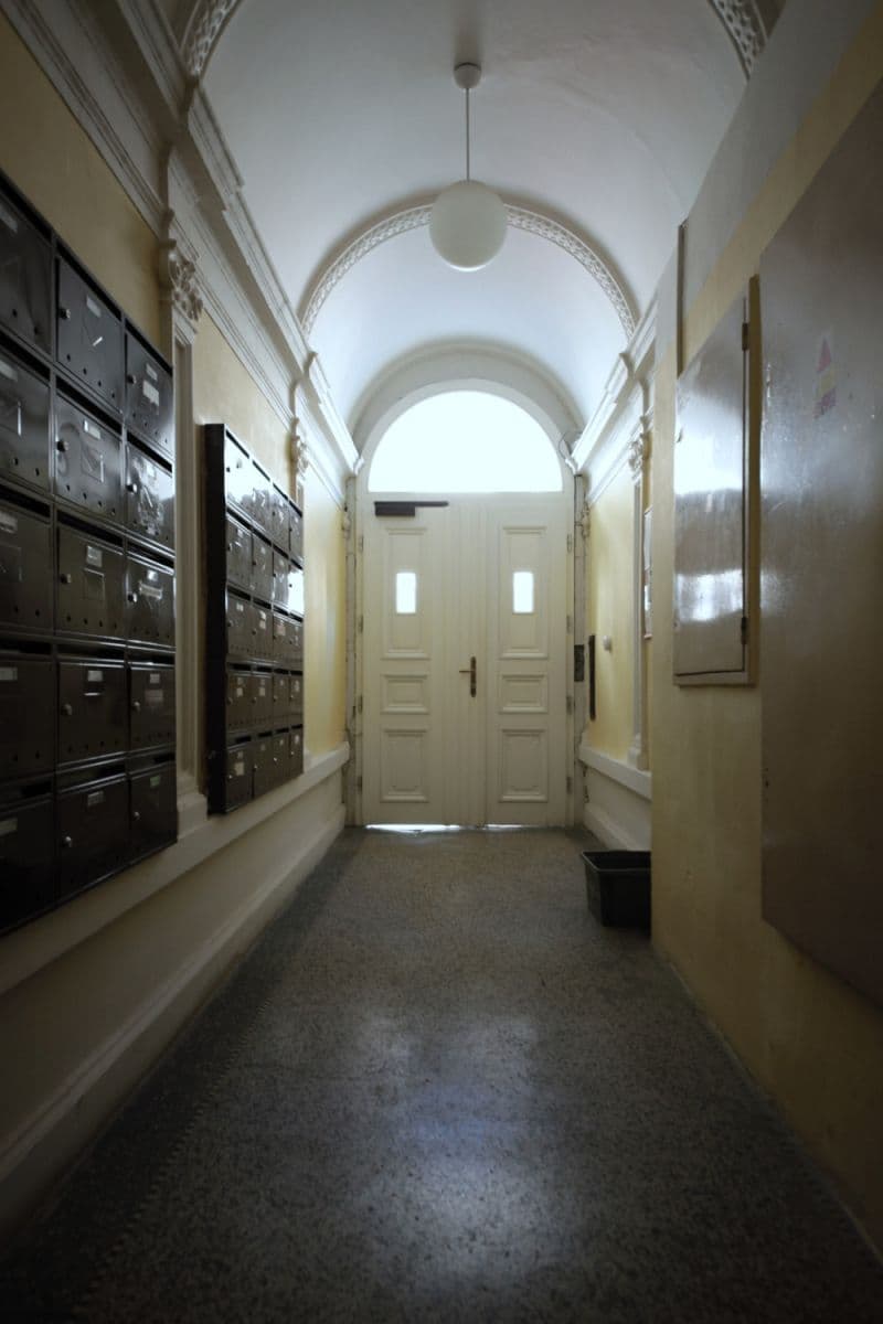 Pronájem bytu  56 m², Na Poříčním právu, Praha, Praha