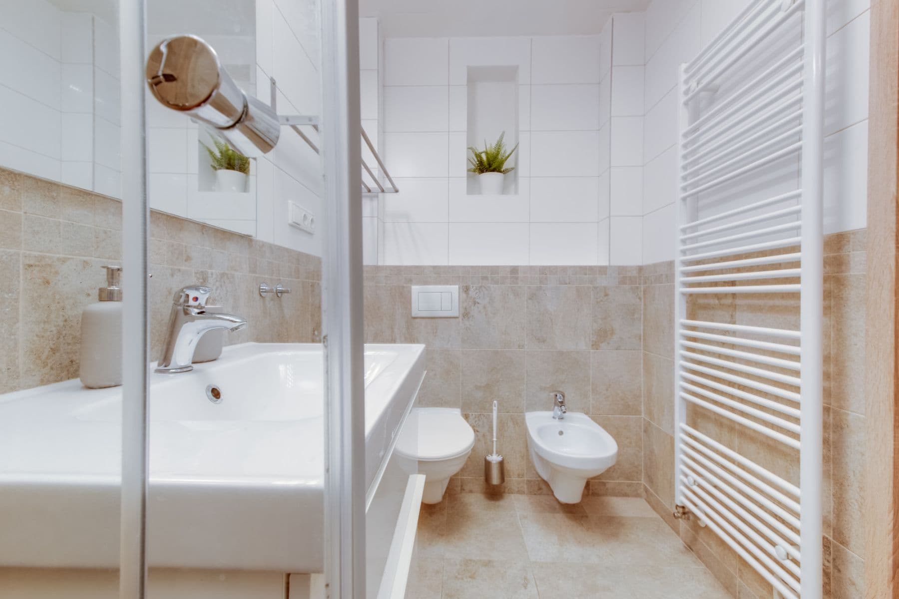 Pronájem bytu  72 m², U Akademie, Praha, Praha
