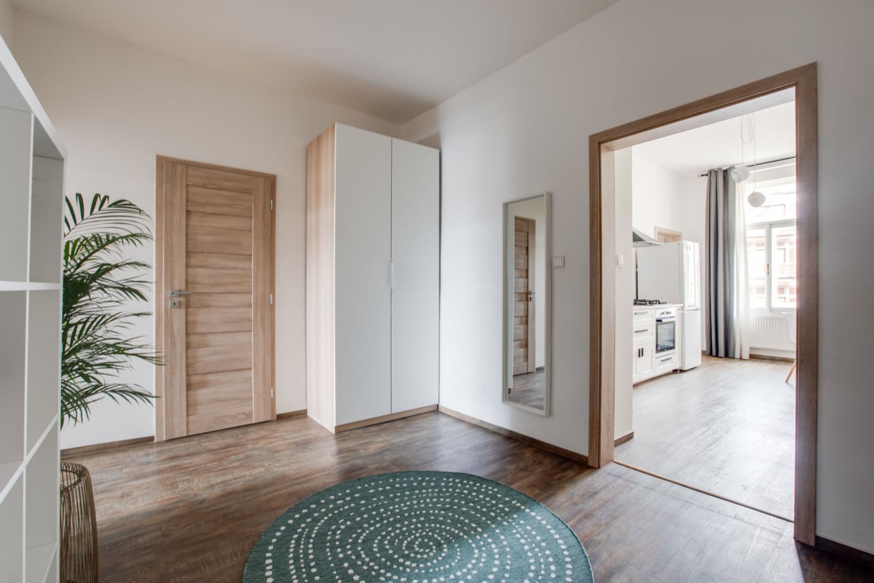 Pronájem bytu  72 m², U Akademie, Praha, Praha
