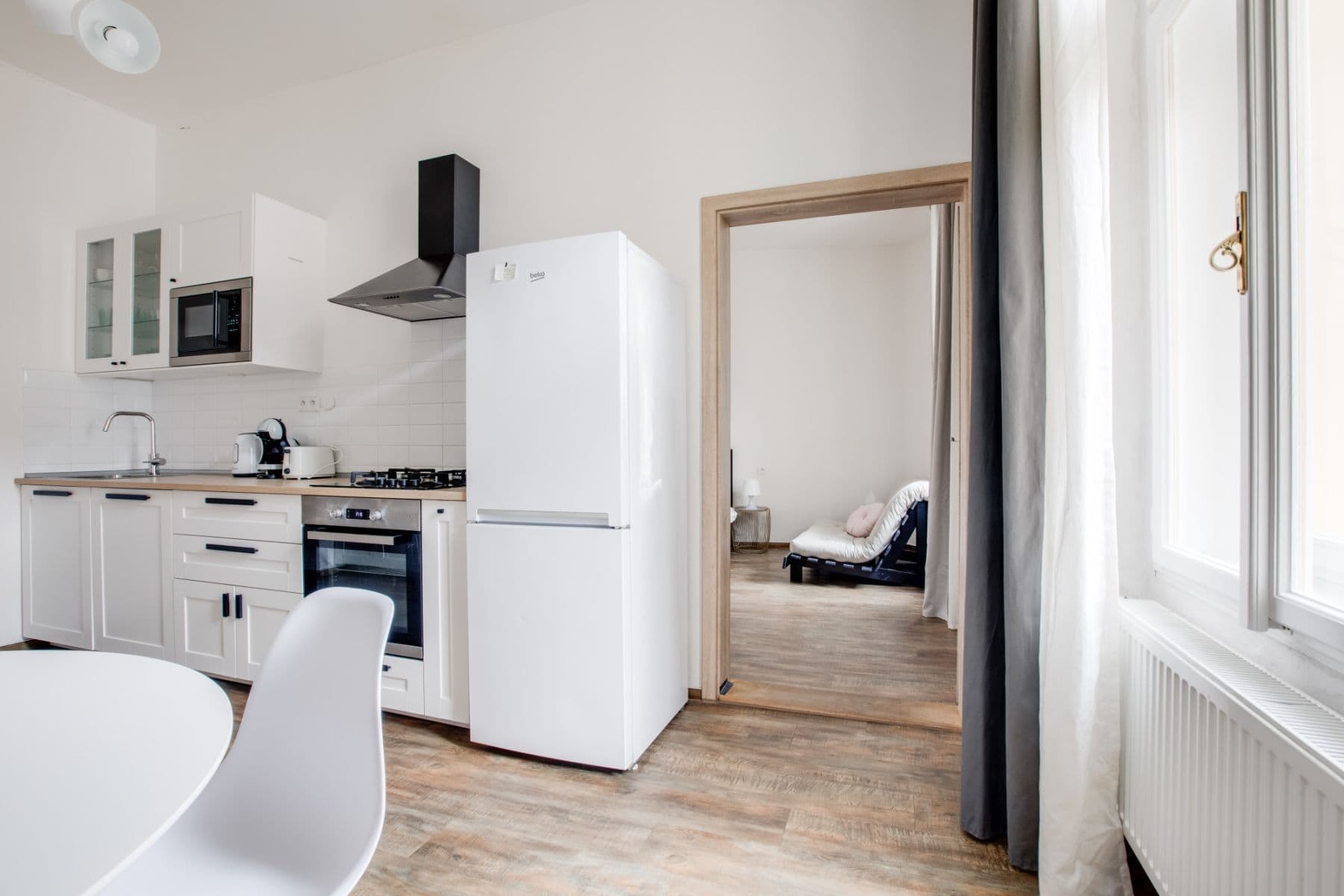 Pronájem bytu  72 m², U Akademie, Praha, Praha