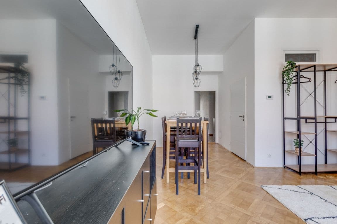 Pronájem bytu  90 m², Lublaňská, Praha, Praha