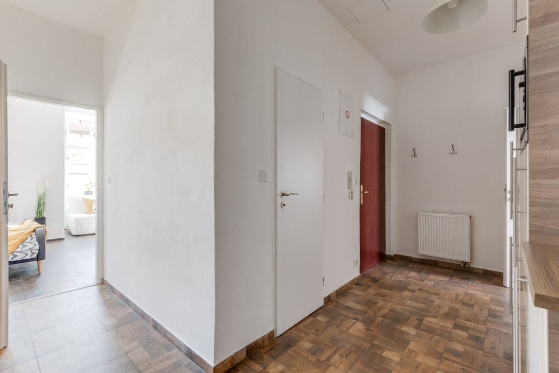 Pronájem bytu  90 m², Lublaňská, Praha, Praha