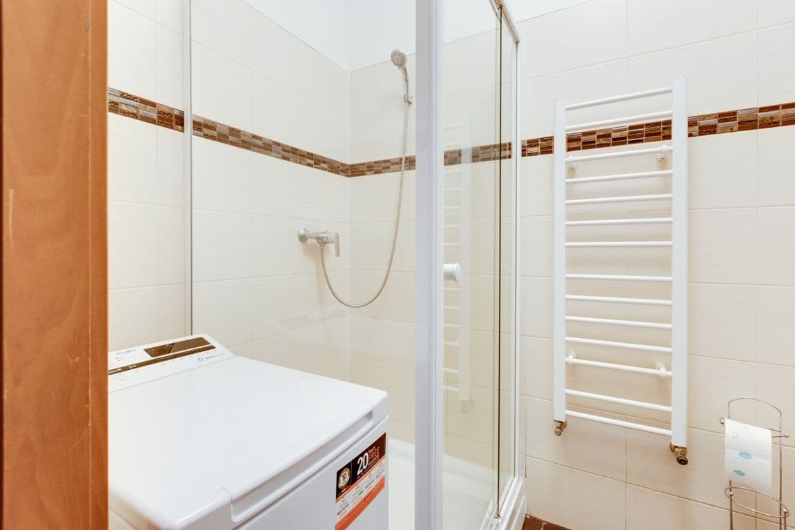 Pronájem bytu  90 m², Lublaňská, Praha, Praha