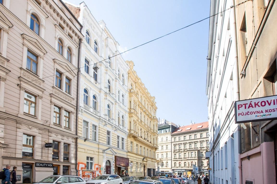 Pronájem bytu  90 m², Lublaňská, Praha, Praha