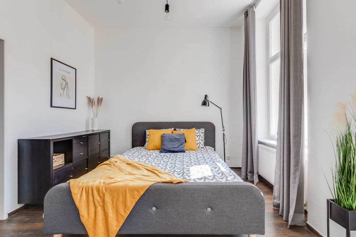Pronájem bytu  90 m², Lublaňská, Praha, Praha