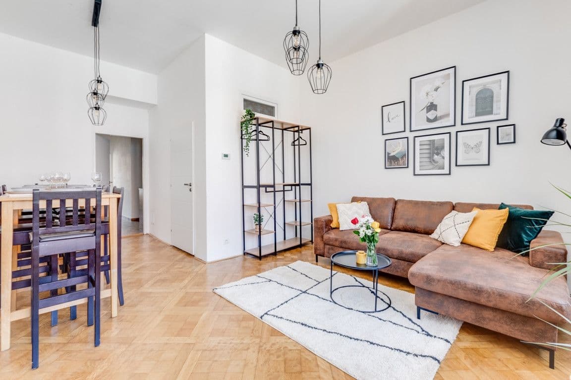 Pronájem bytu  90 m², Lublaňská, Praha, Praha