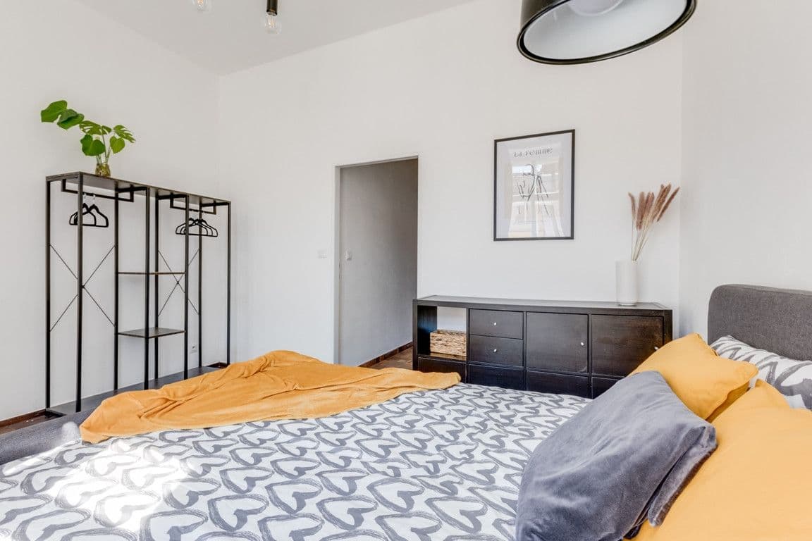 Pronájem bytu  90 m², Lublaňská, Praha, Praha