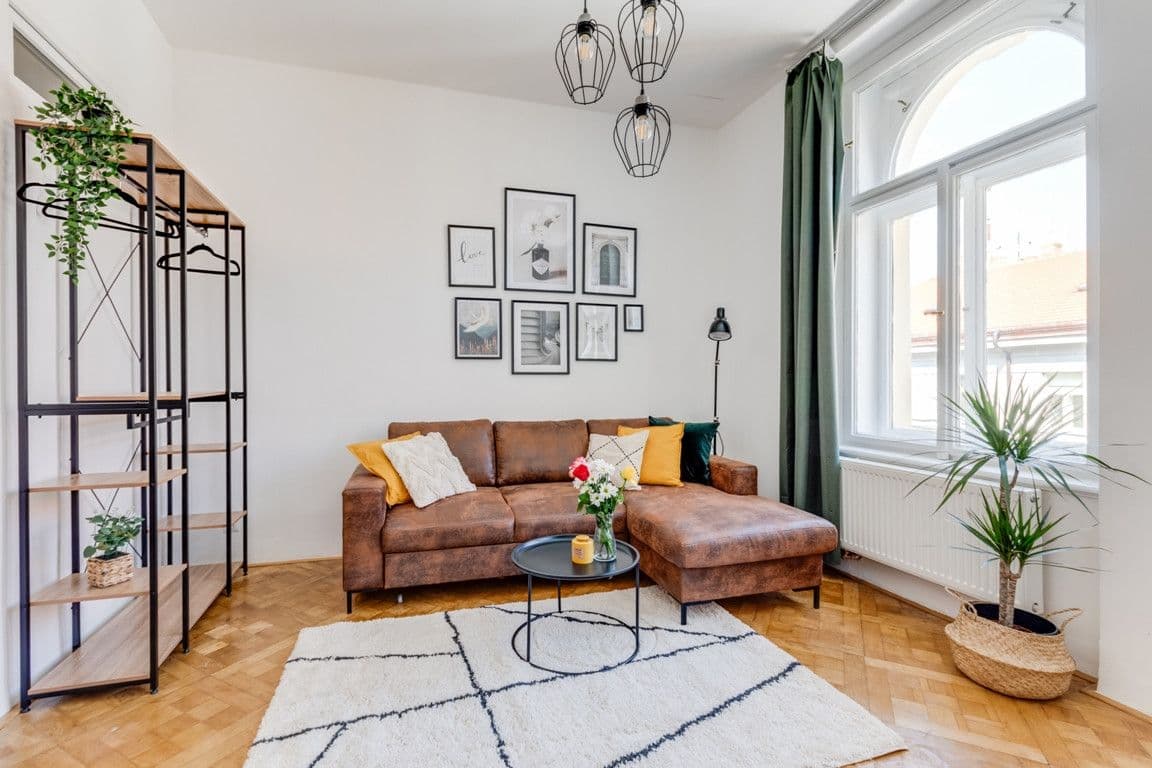 Pronájem bytu  90 m², Lublaňská, Praha, Praha