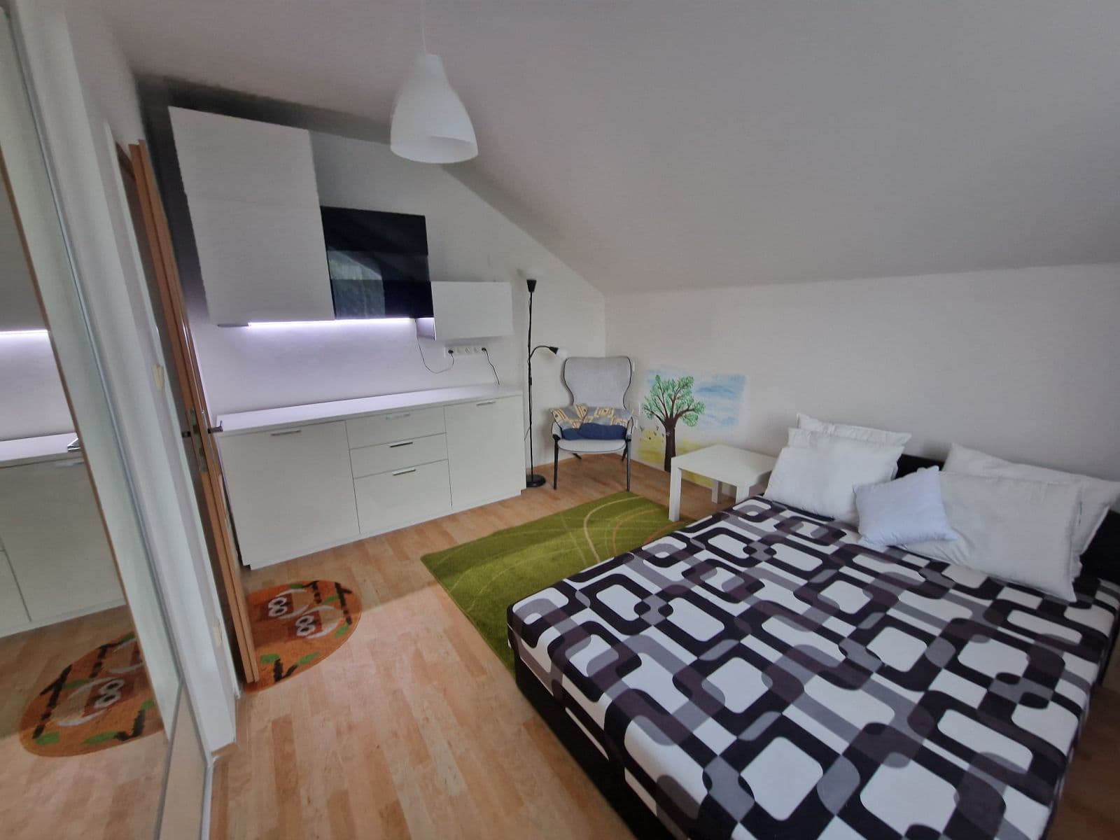 Pronájem bytu  43 m², Stará náves, Praha, Praha