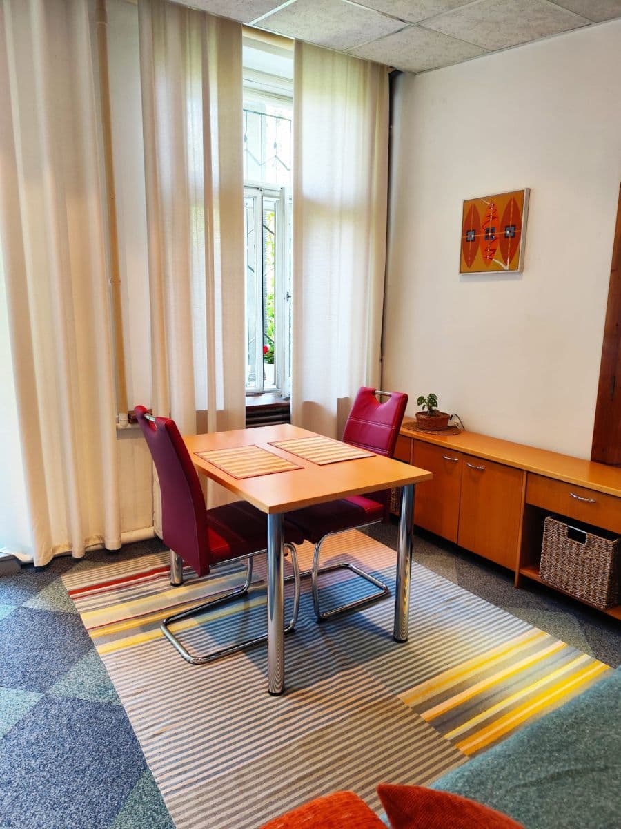 Pronájem bytu  60 m², Kamenná, Brno, Jihomoravský kraj