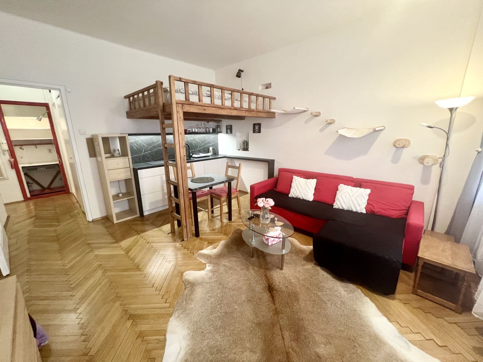 Pronájem bytu  35 m², Příčná, Praha, Praha