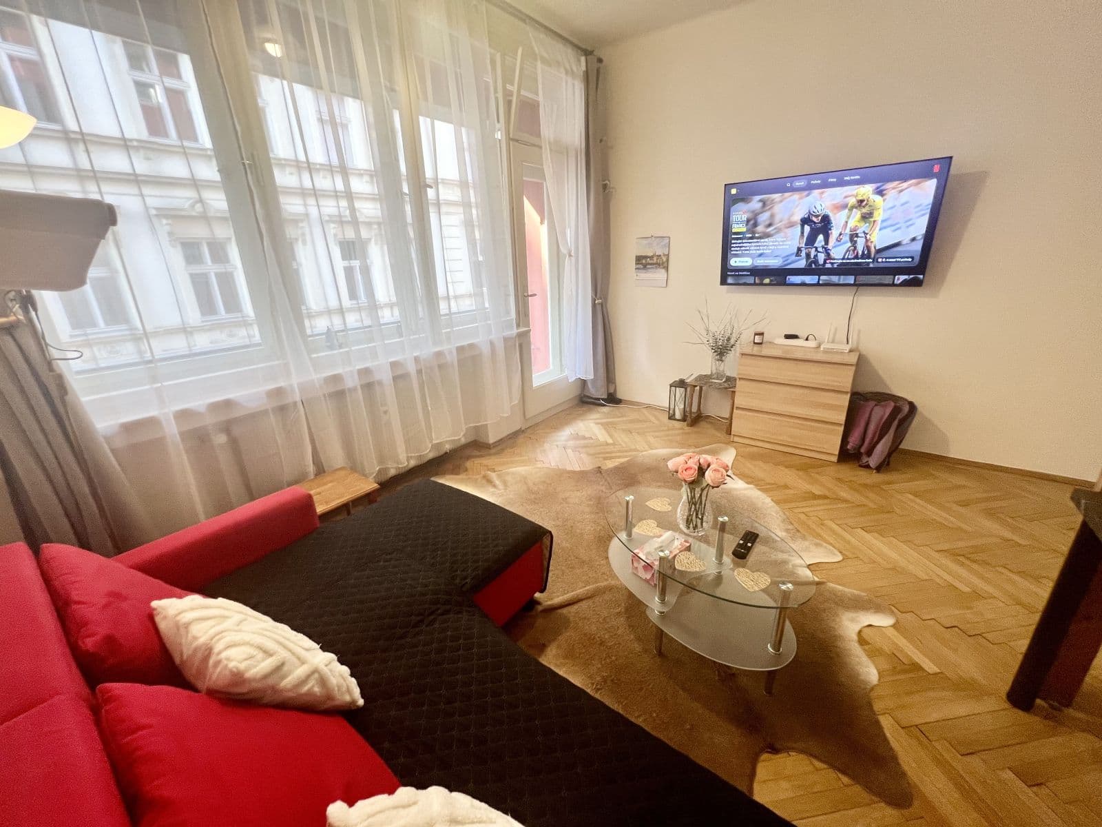 Pronájem bytu  35 m², Příčná, Praha, Praha