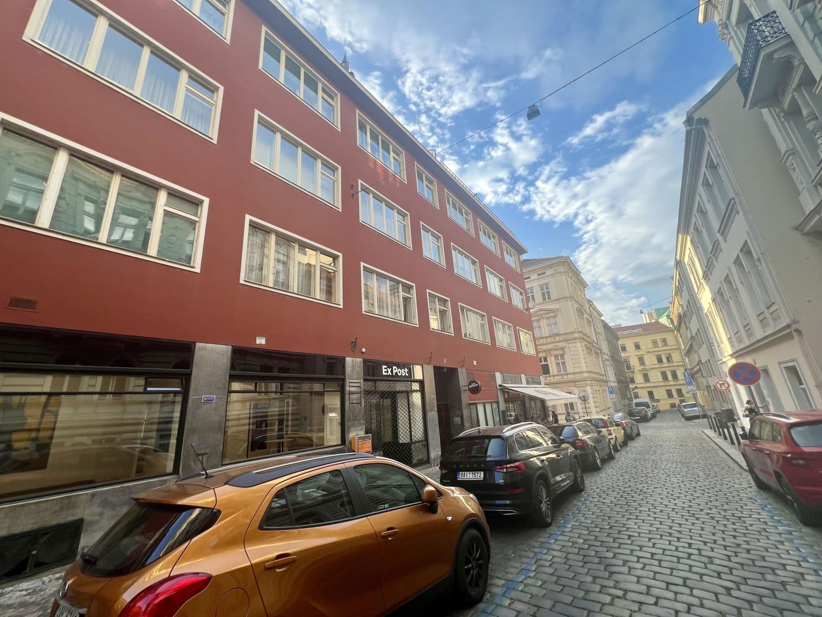 Pronájem bytu  35 m², Příčná, Praha, Praha