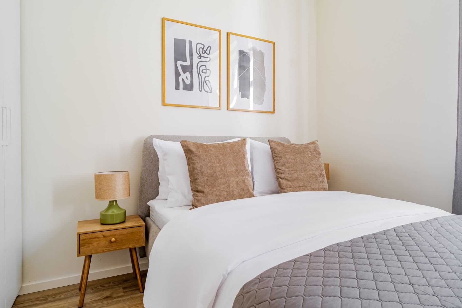 Pronájem bytu  31 m², Veletržní, Praha, Praha