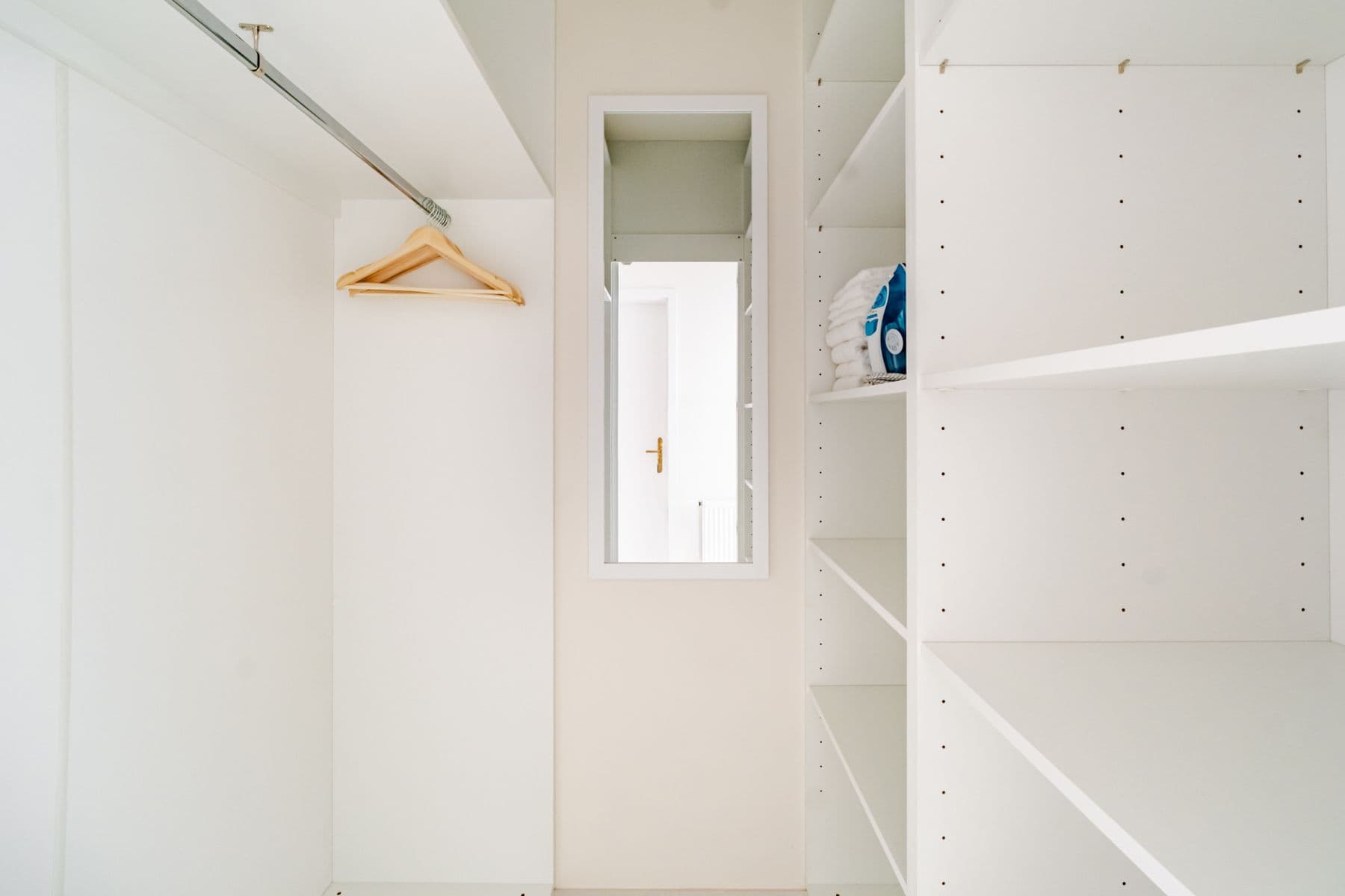 Pronájem bytu  31 m², Veletržní, Praha, Praha