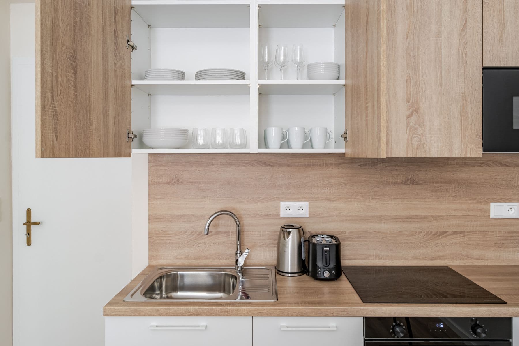 Pronájem bytu  30 m², Veletržní, Praha, Praha