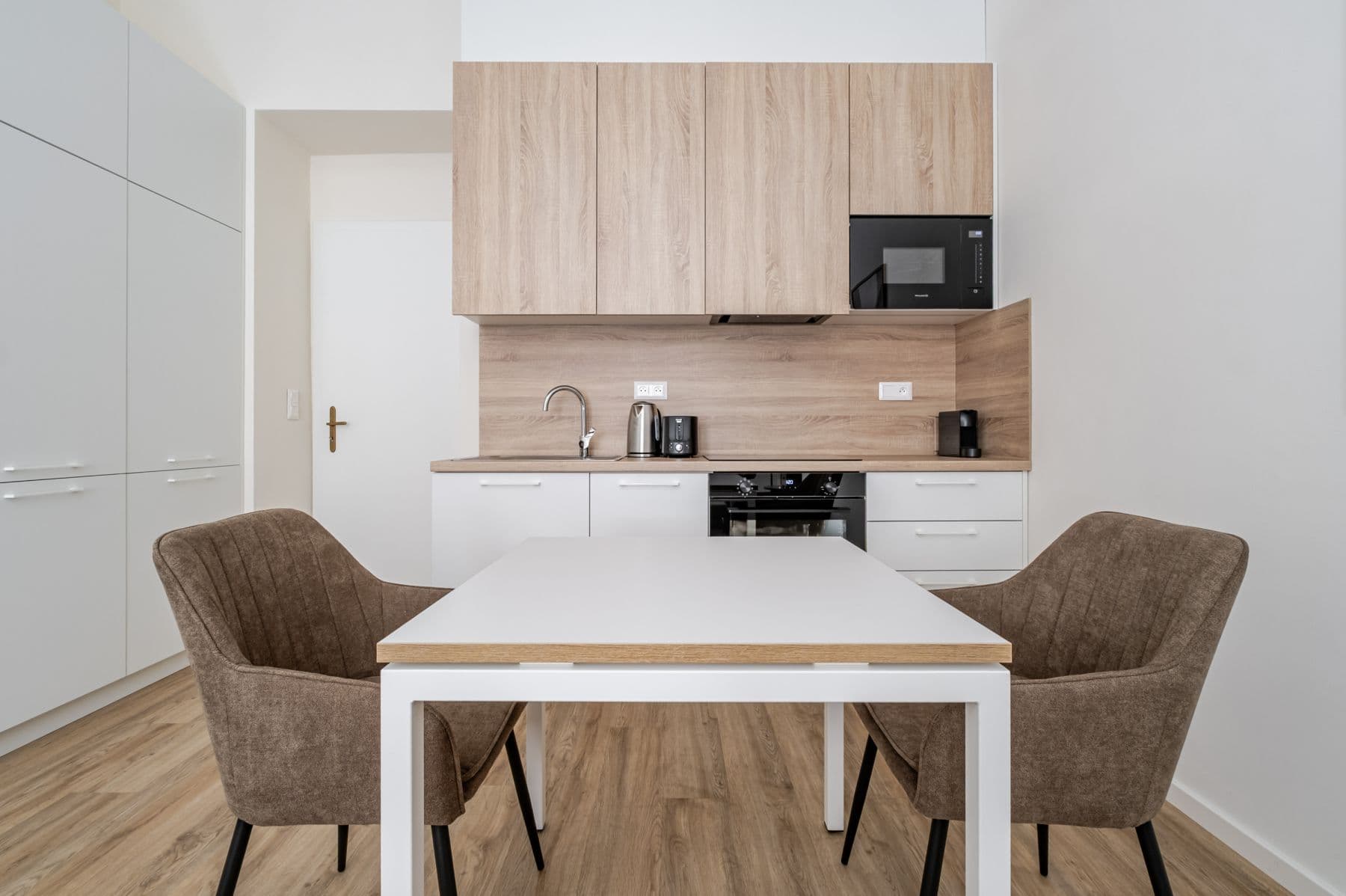 Pronájem bytu  30 m², Veletržní, Praha, Praha