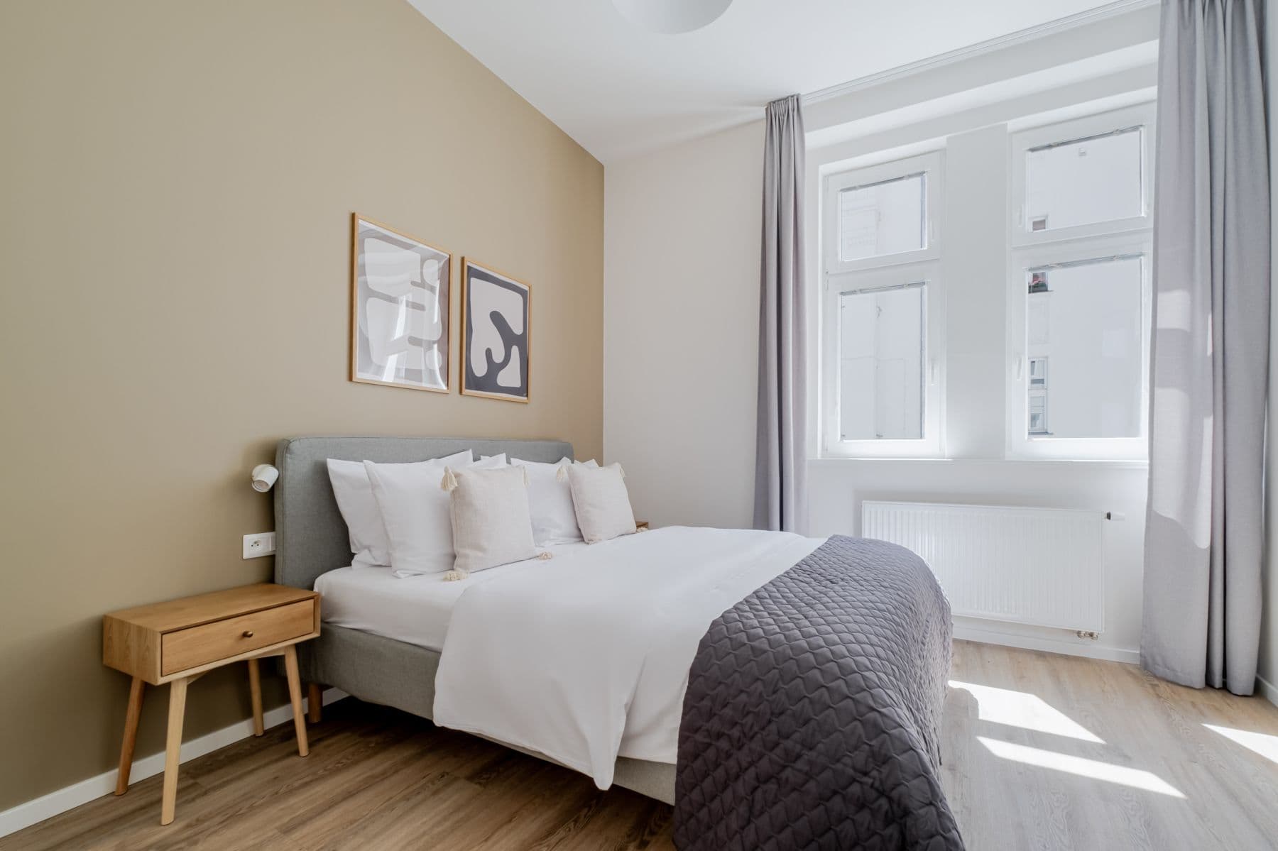 Pronájem bytu  54 m², Veletržní, Praha, Praha
