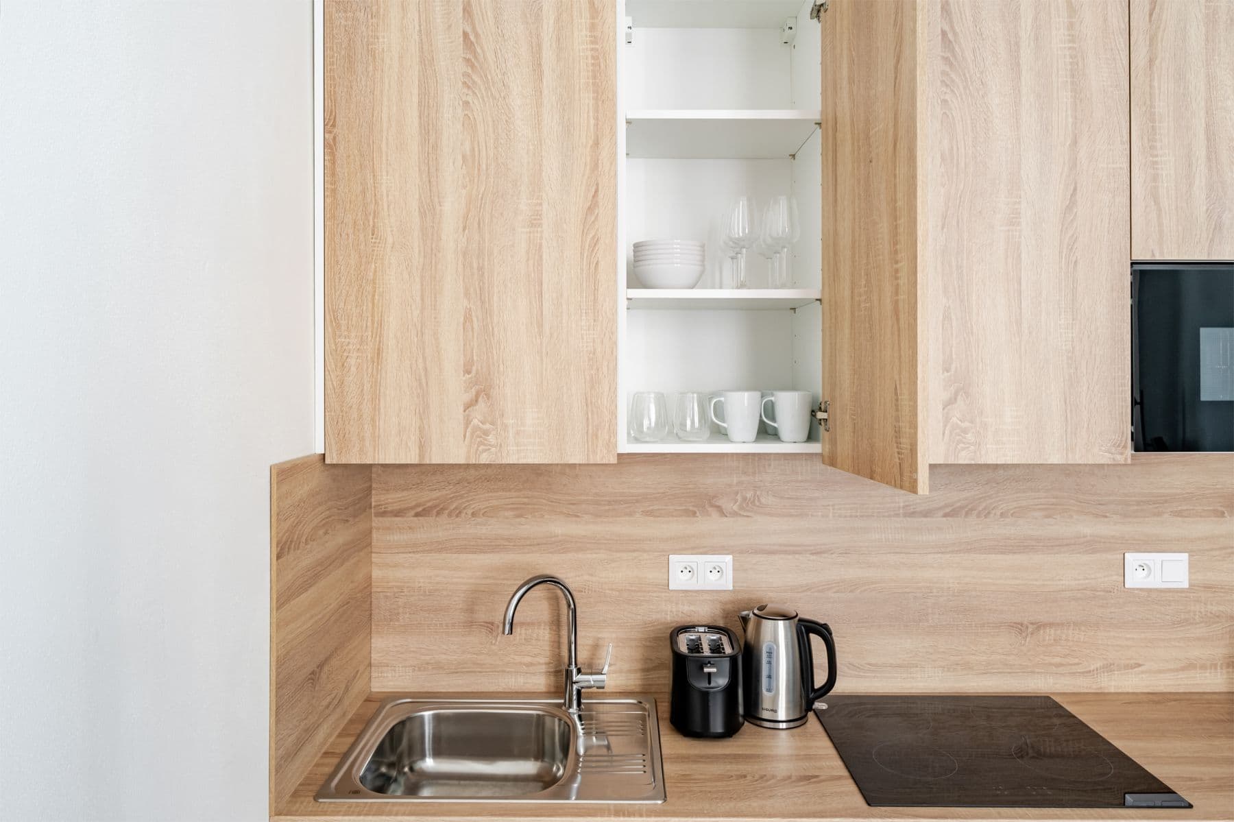 Pronájem bytu  46 m², Veletržní, Praha, Praha
